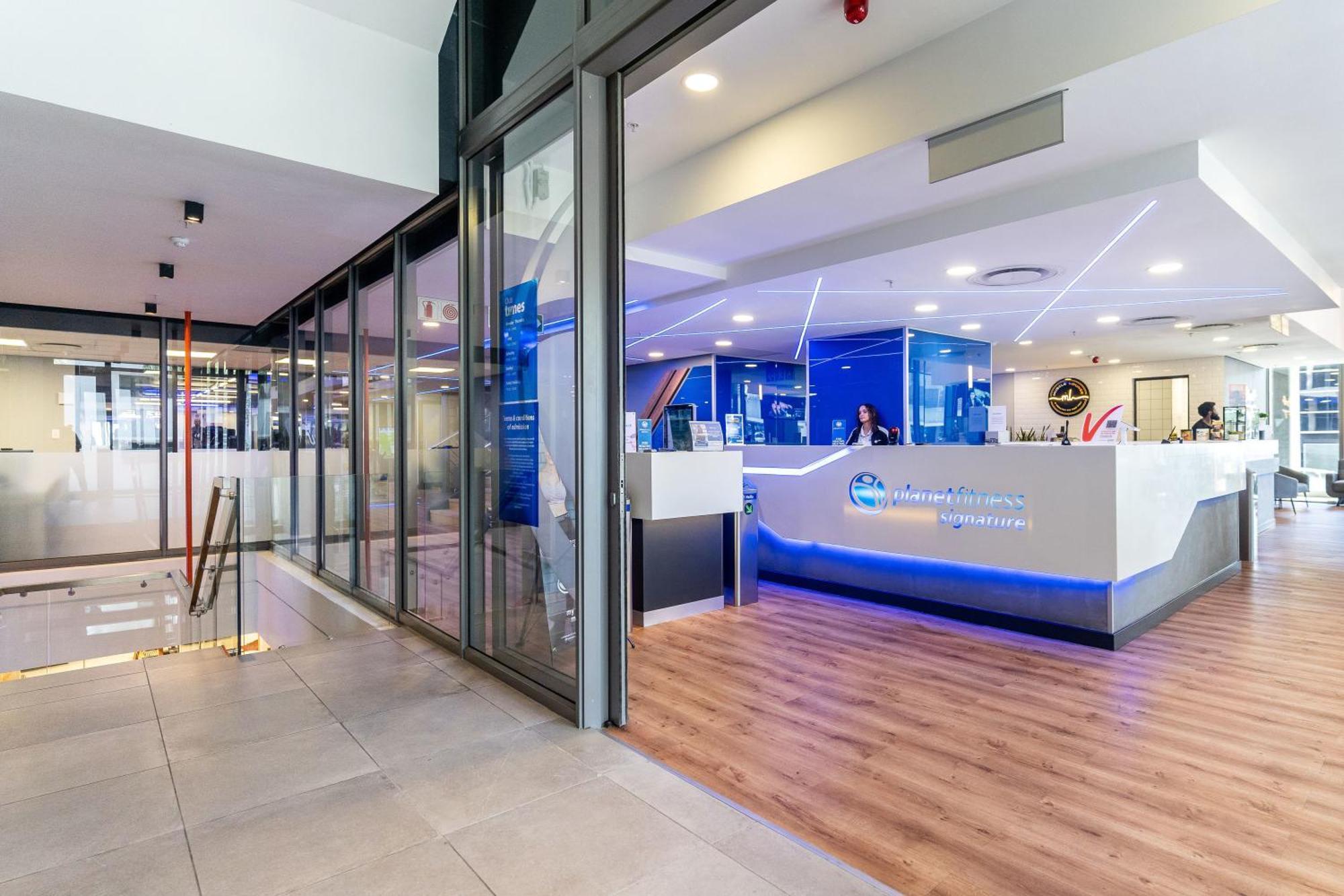 The Rose 502-city Centre Aprt With Rooftop Pool Apartment Cape Town