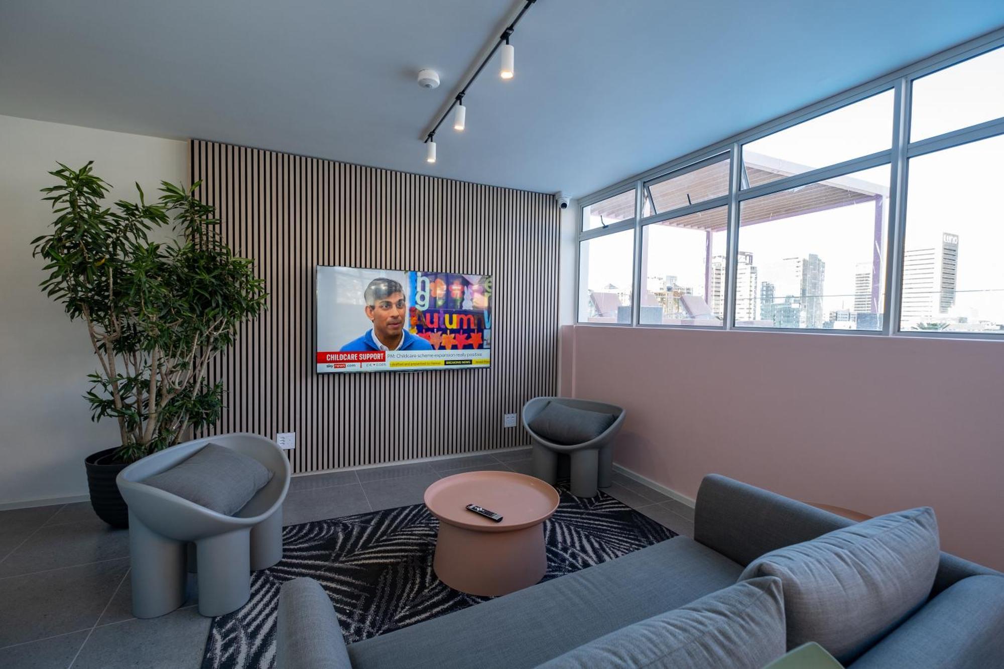 The Rose 502-city Centre Aprt With Rooftop Pool Apartment Cape Town