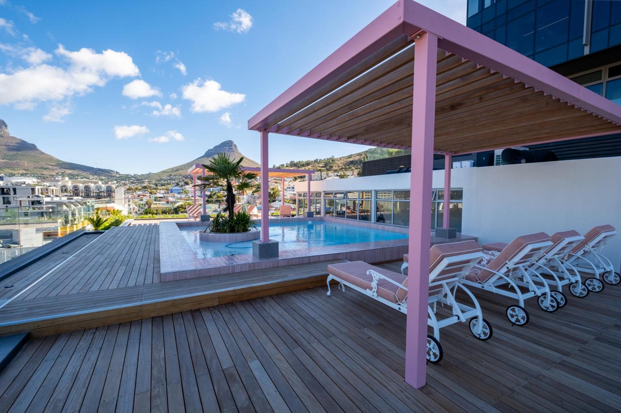 Apartment The Rose 502-city Centre Aprt With Rooftop Pool *