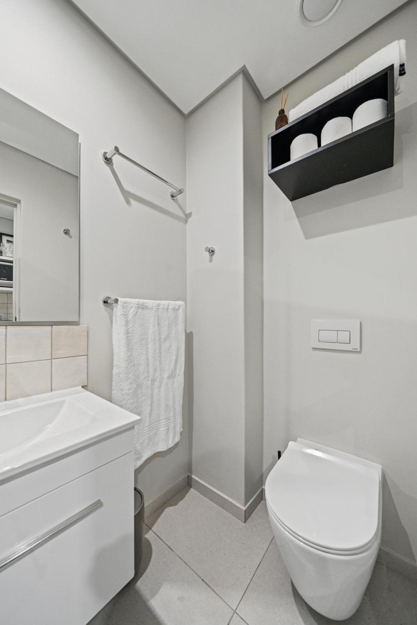 Apartment The Rose 502-city Centre Aprt With Rooftop Pool *